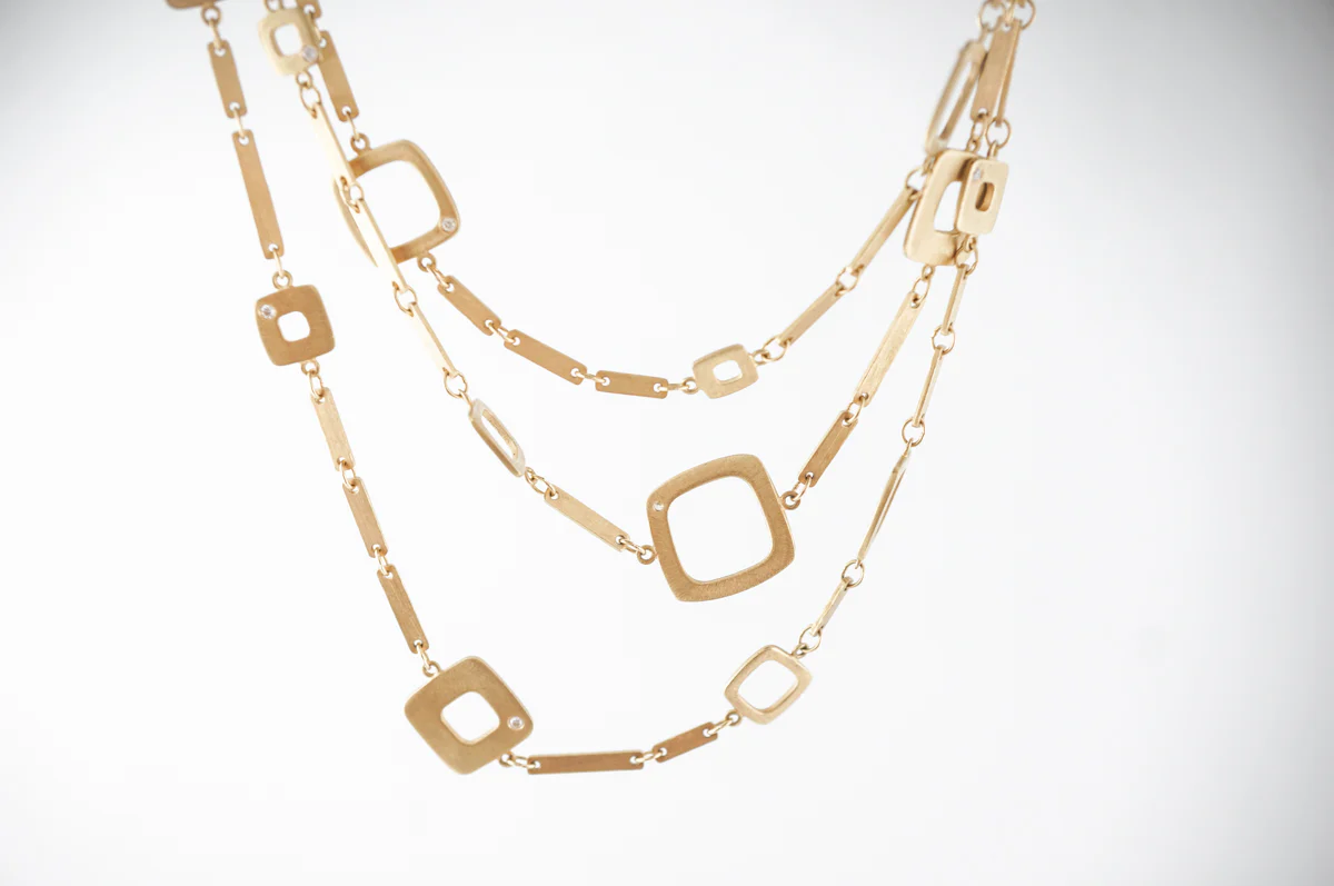 Triple Chain Necklace in 18k Yellow Gold - Image 2