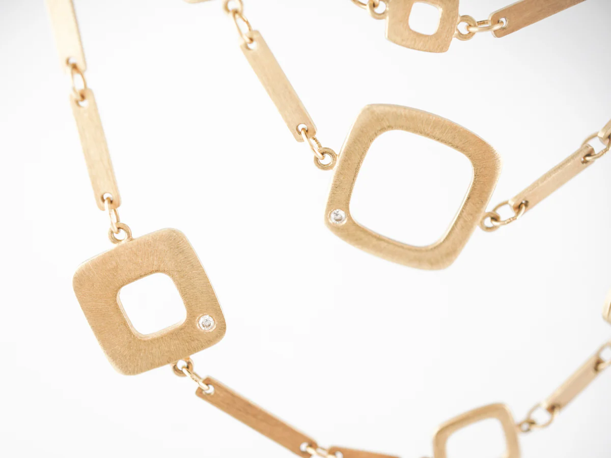 Triple Chain Necklace in 18k Yellow Gold - Image 4