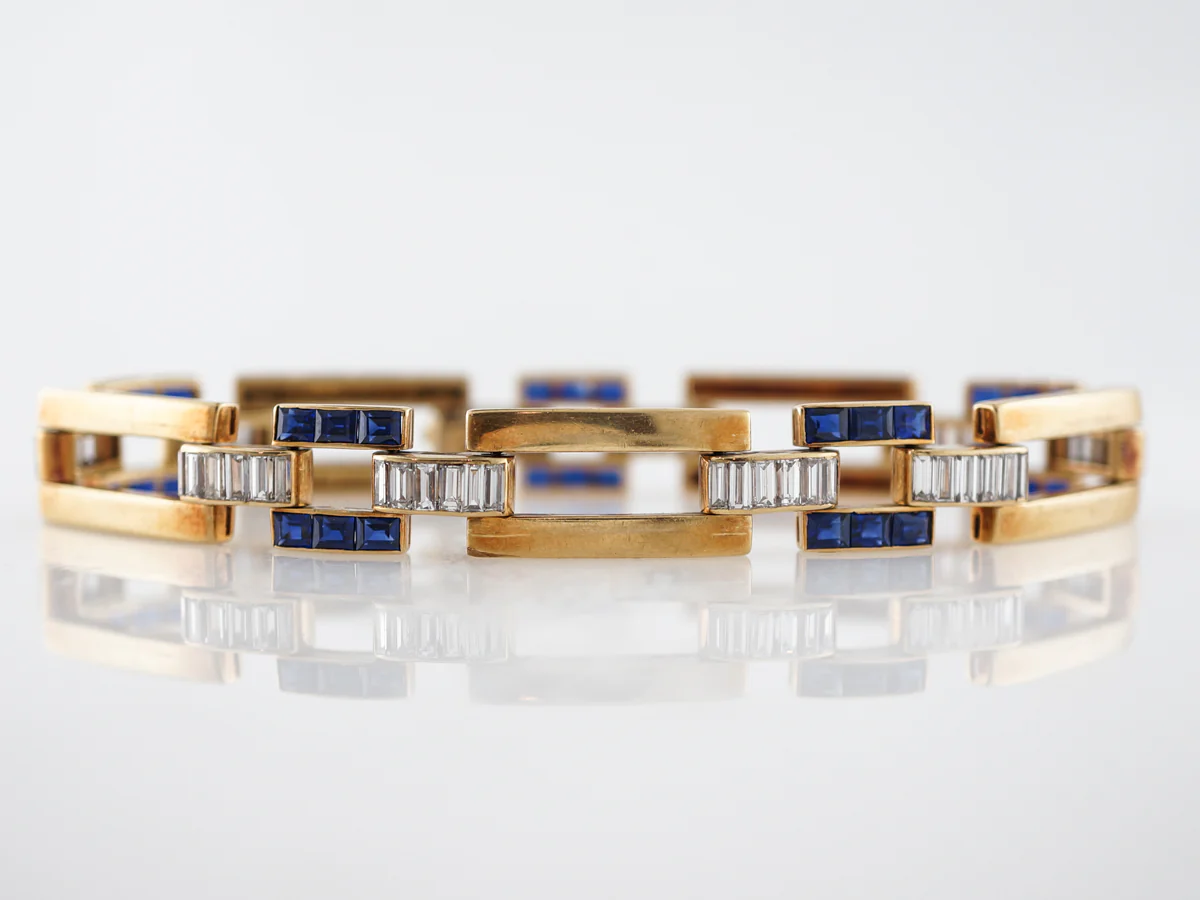 **RTV 1/9/19**Van Cleef & Arpels Vintage Bracelet Retro 3.60 Baguette Cut Diamonds in 18k Yellow Gold