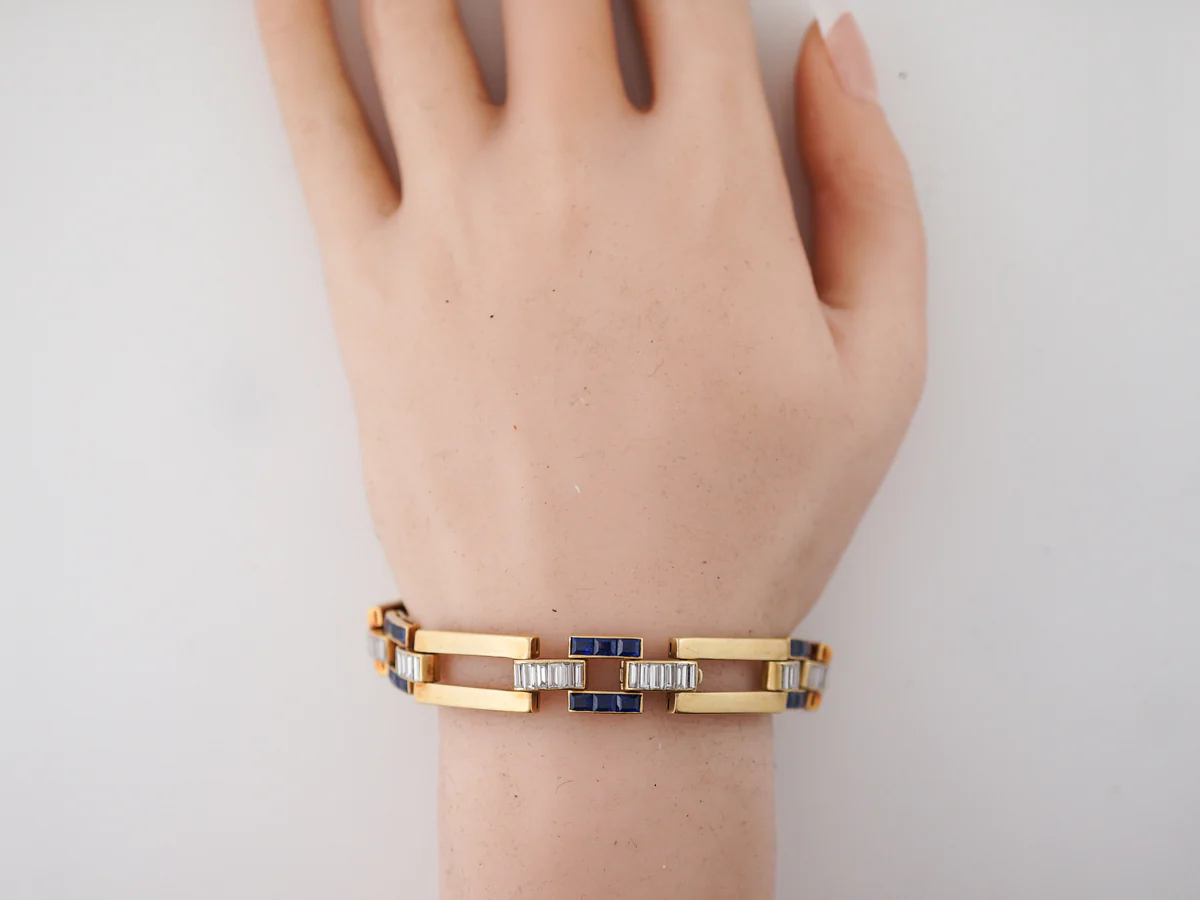 **RTV 1/9/19**Van Cleef & Arpels Vintage Bracelet Retro 3.60 Baguette Cut Diamonds in 18k Yellow Gold - Image 4