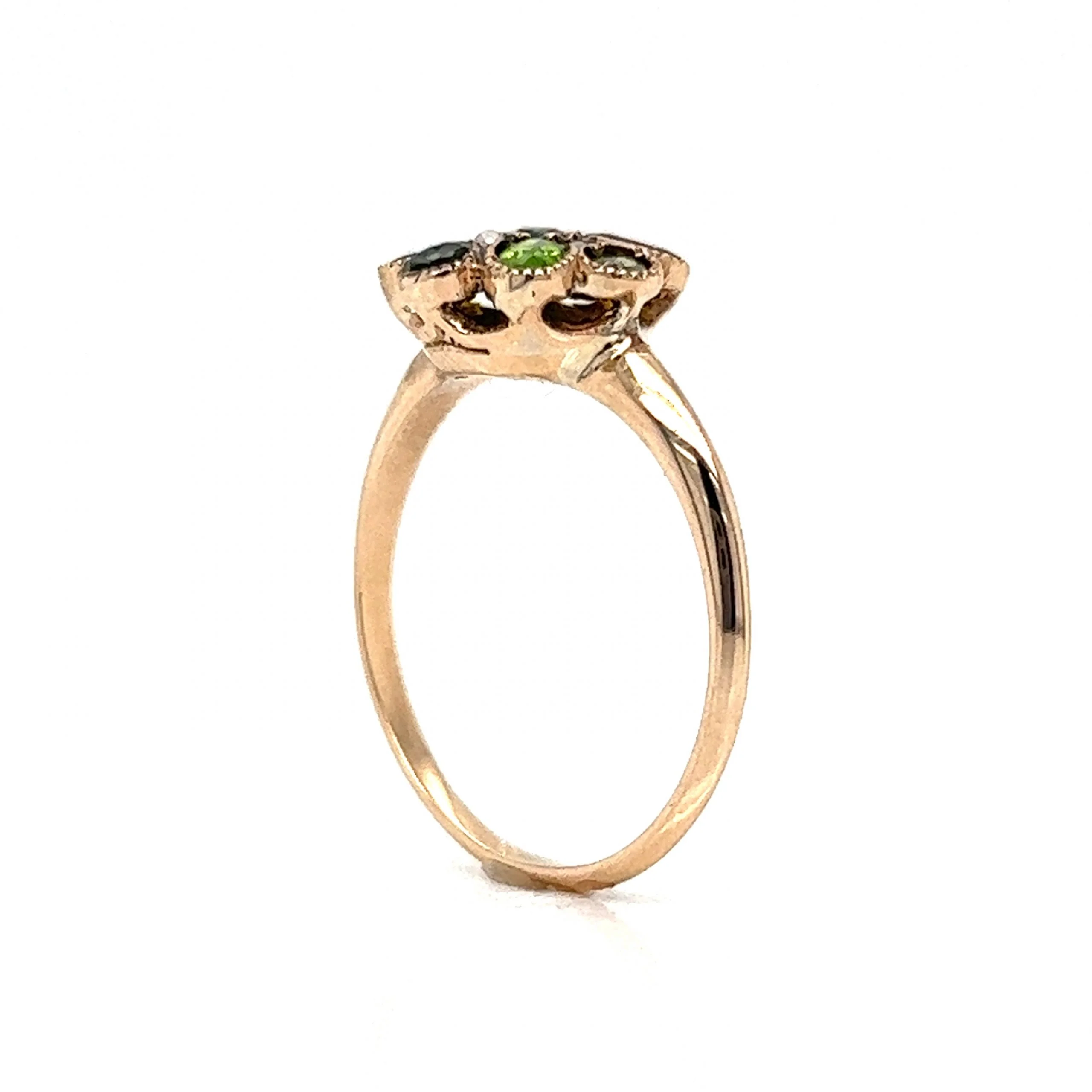 Victorian Peridot & Seed Pearl Flower Ring in 10k Yellow Gold - Image 5