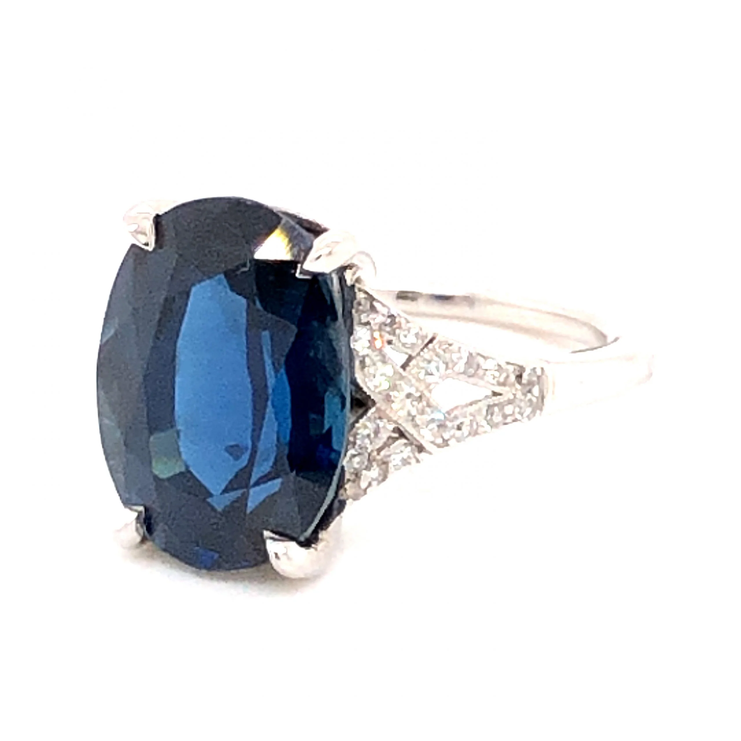 Vintage 6.90 Oval Cut Sapphire w/ Diamonds in Platinum - Image 2