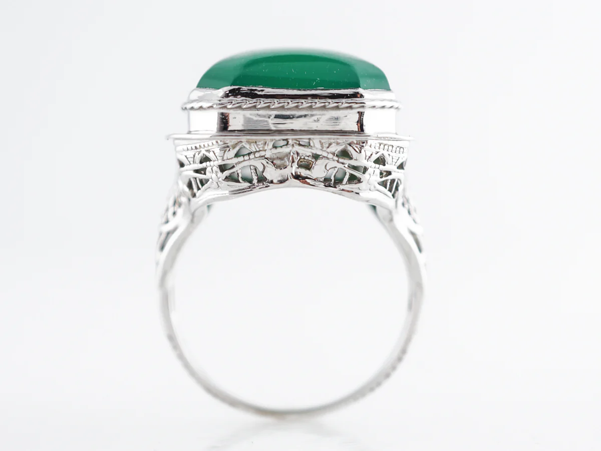 Vintage Art Deco Cabochon Cut Chrysoprase Ring in 10k White Gold - Image 4