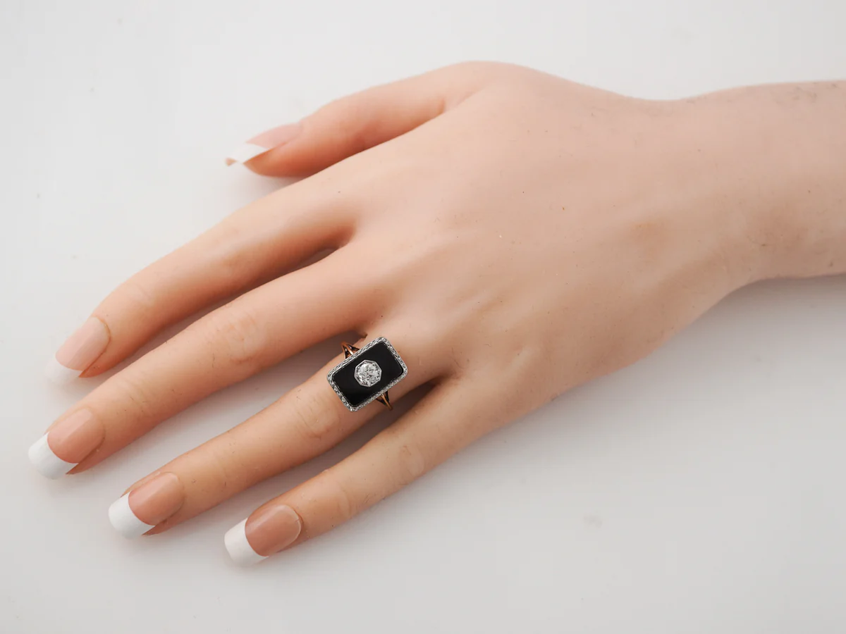 Vintage Art Deco Diamond & Onyx Right Hand Ring - Image 6
