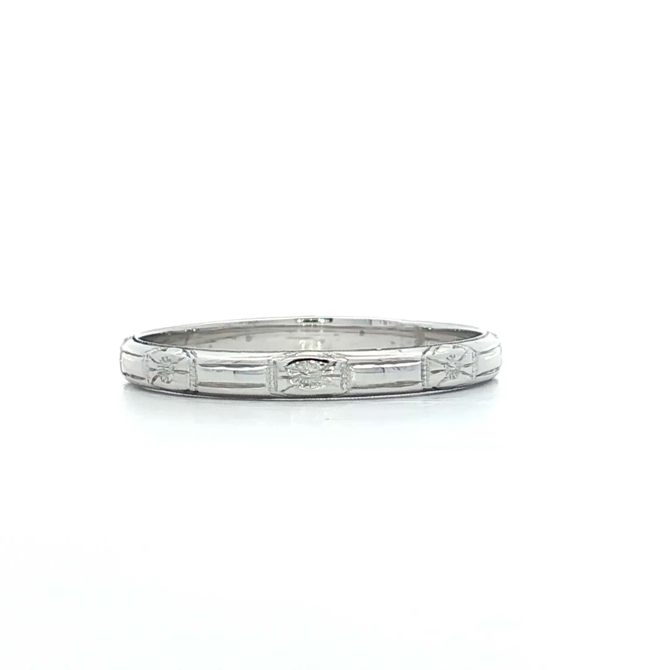 Vintage Art Deco Engraved Orange Blossom Band 18k - Image 4