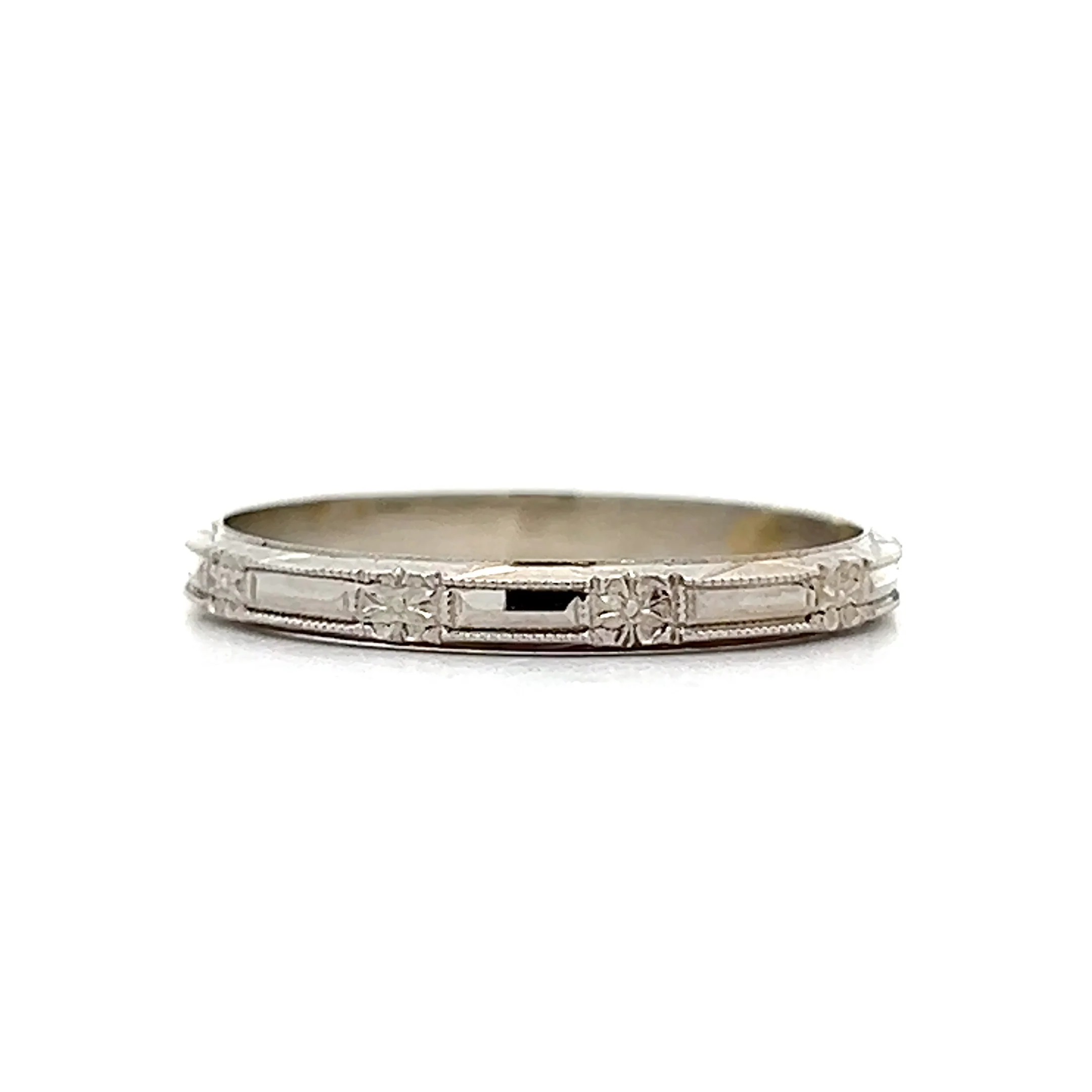 Vintage Belais Brothers Orange Blossom Band in 18k