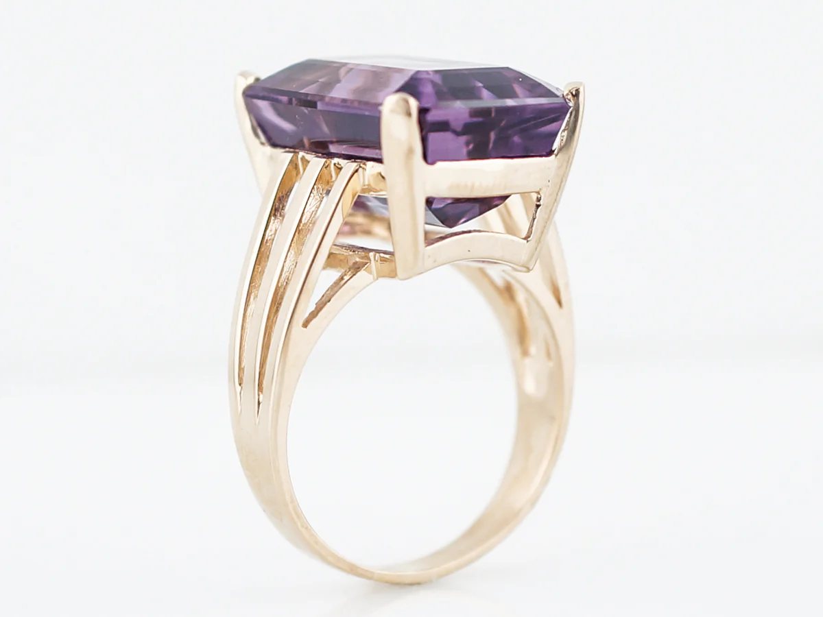 Vintage Cocktail Ring Mid-Century 14.06 Emerald Cut Amethyst in 14K Yellow Gold - Image 6