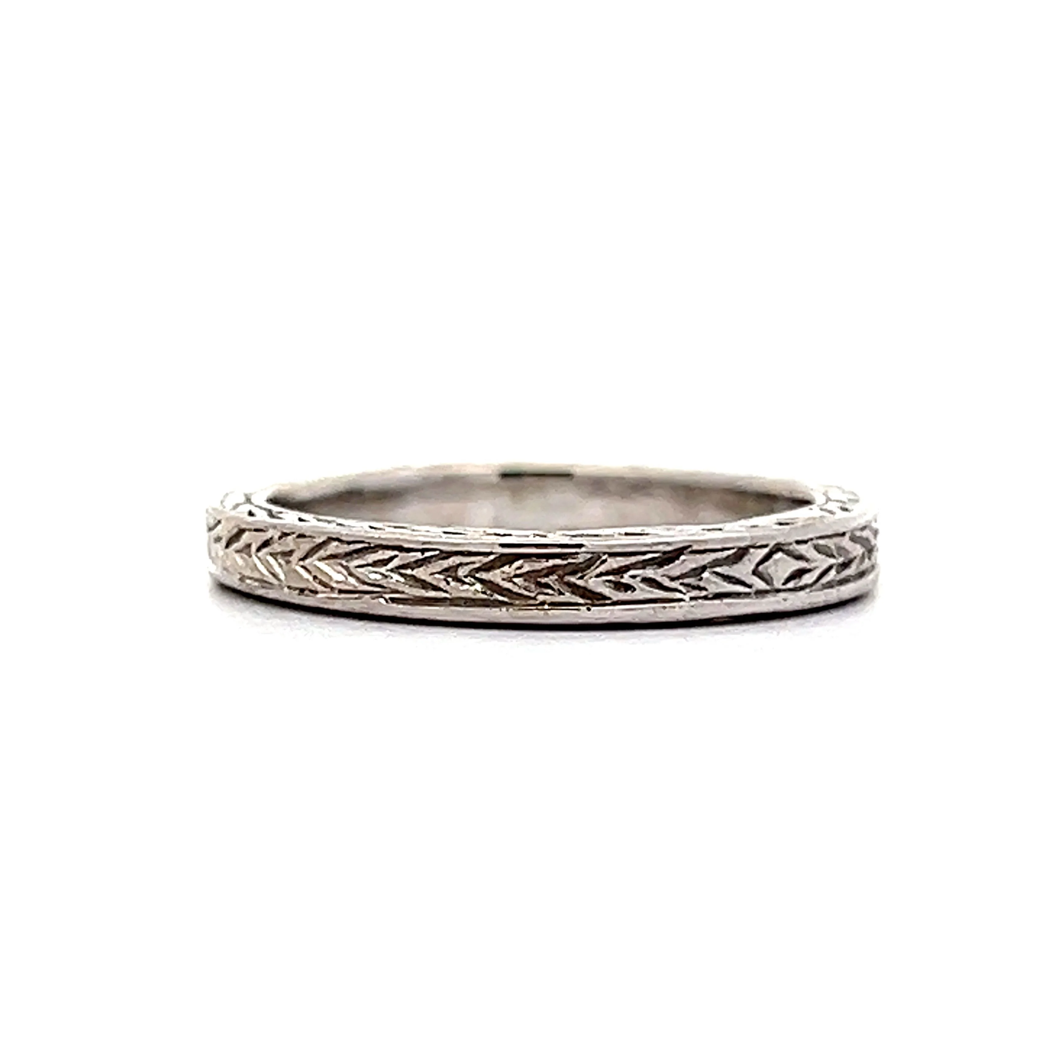 Vintage Deco Chevron Wedding Band in 14k White Gold - Image 2