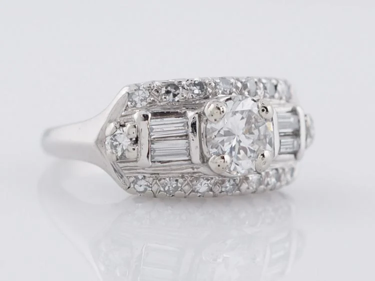 Vintage Diamond Engagement Ring 1950's in Platinum - Image 3
