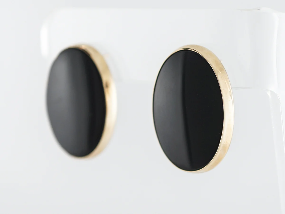 Vintage Earrings Mid-Century Cabochon Cut Onyx in 14K Yellow Gold - Image 2