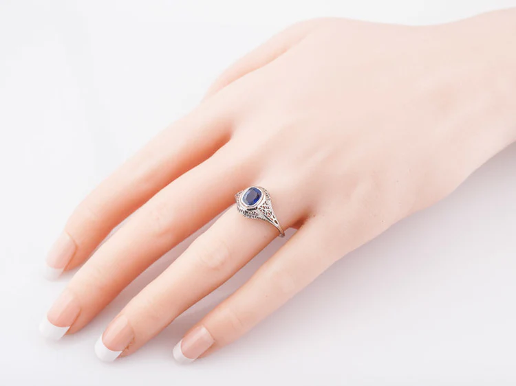 Vintage Filigree Sapphire Engagement Ring in 14k & Platinum - Image 7