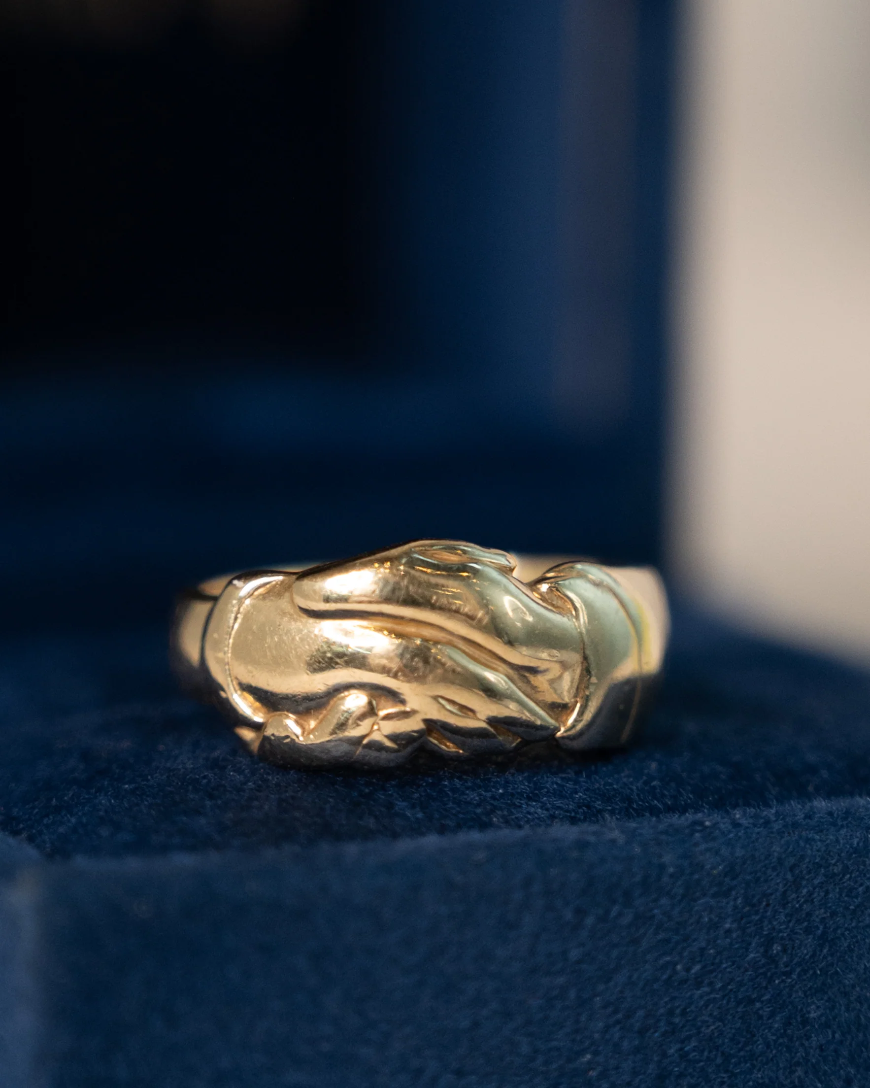 Vintage Hand Holding Ring in 10k Yellow Gold - Image 7