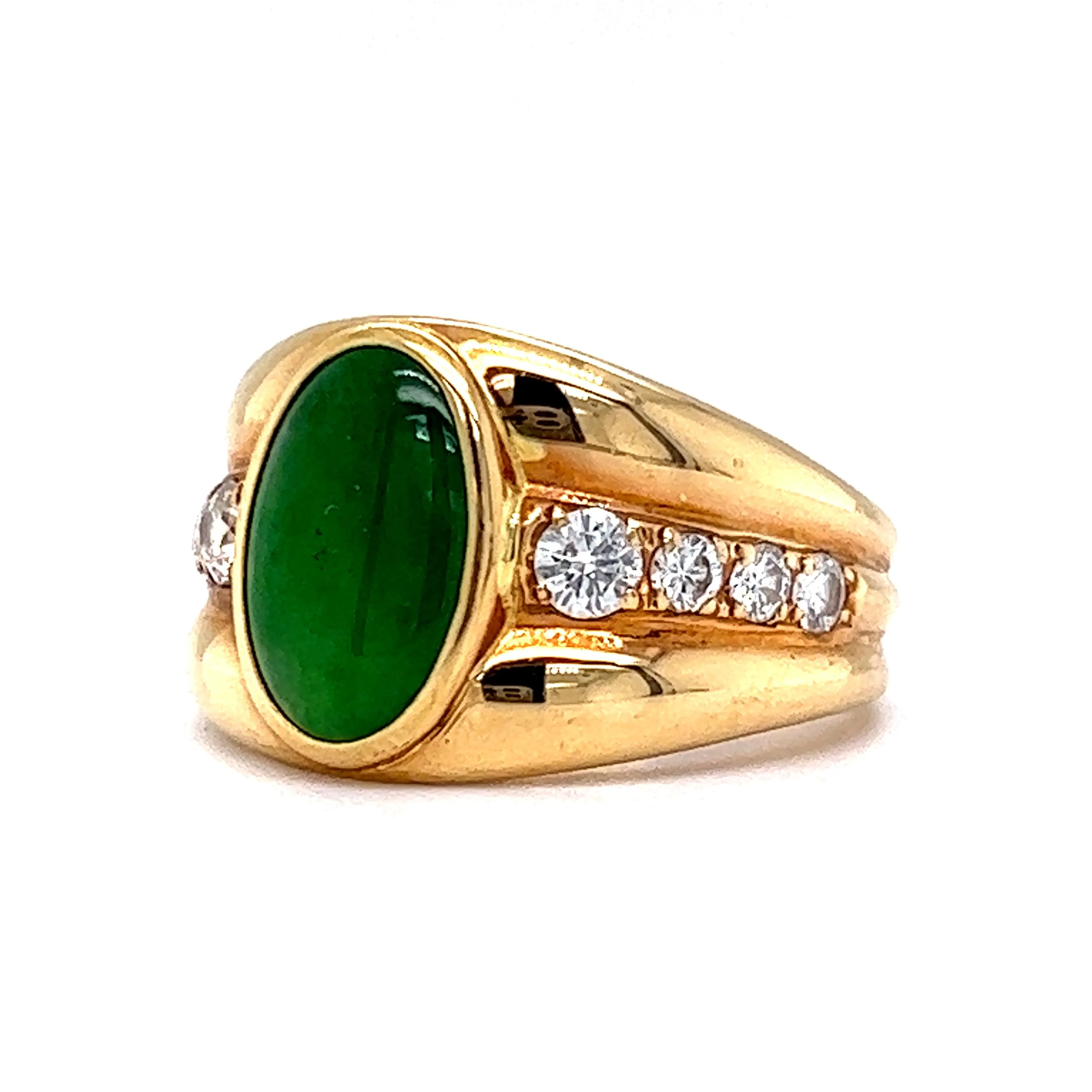 Vintage Inspired Jade & Diamond Ring in 18k Yellow Gold - Image 2