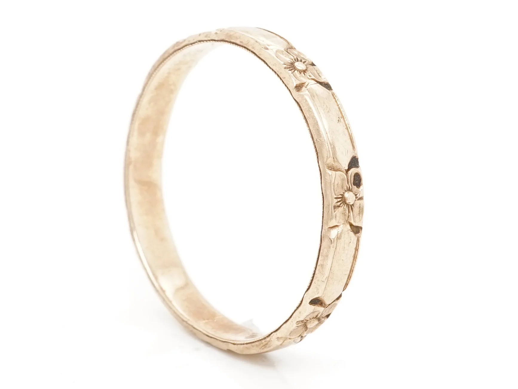 Vintage Orange Blossom Wedding Band in 10k Yellow Gold - Image 3