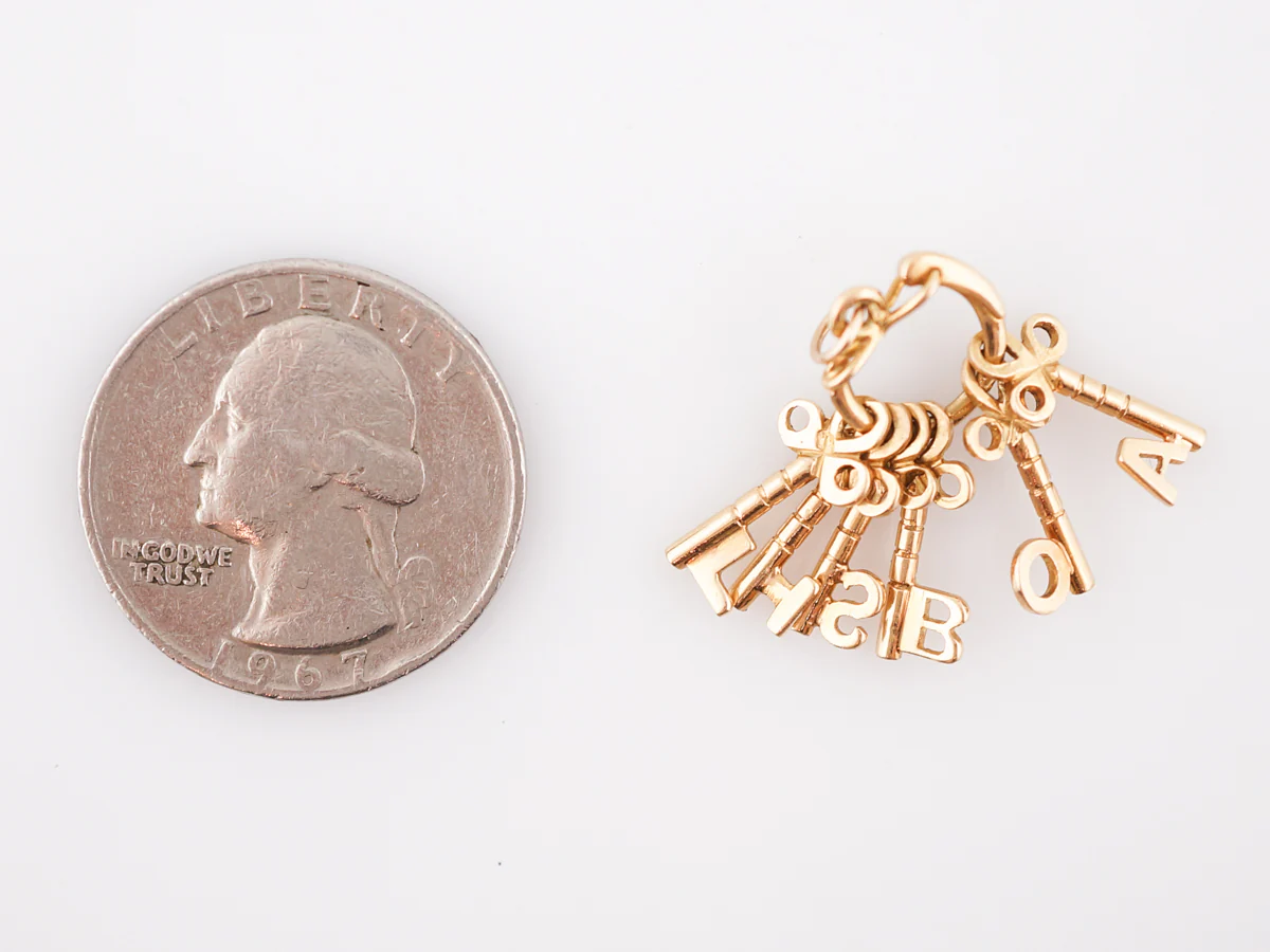 Vintage Pendant Charm Key Chain Mid-Century in 14k Yellow Gold - Image 3