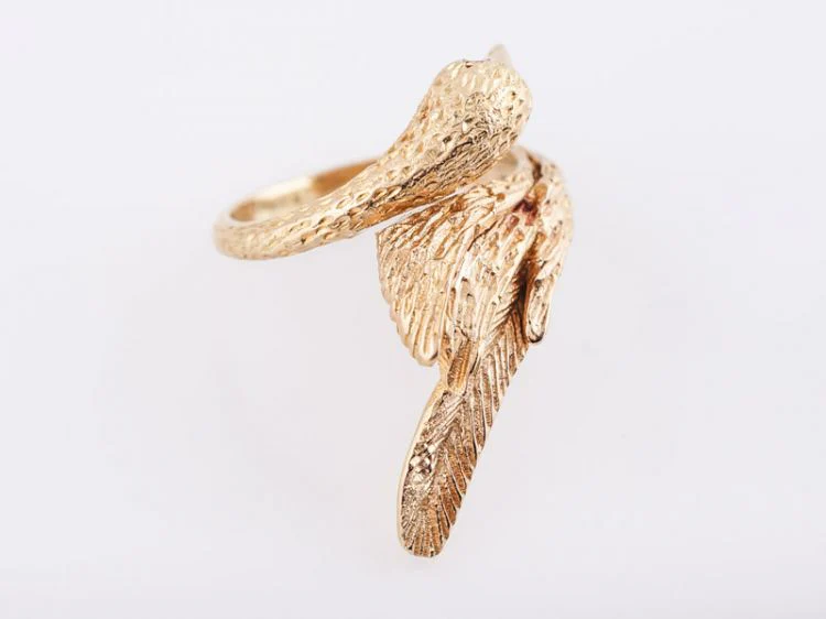 Vintage Right Hand Ring Mid-Century .04 Round Brilliant Cut Ruby in 14k Yellow Gold - Image 3