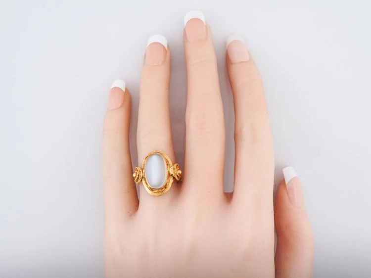 Vintage Right Hand Ring Mid-Century 3.93 Cabochon Cut Moonstone in 14k Yellow Gold - Image 5