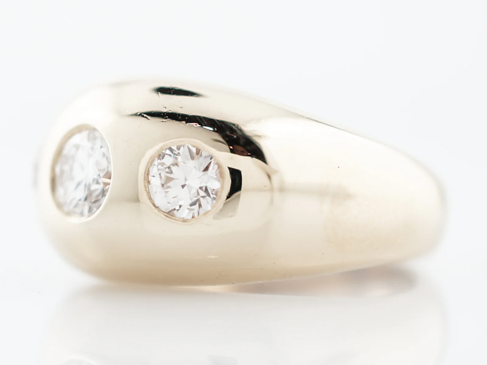 Vintage Right Hand Ring Retro .85 Round Brilliant Cut Diamonds in 14k Yellow Gold - Image 2
