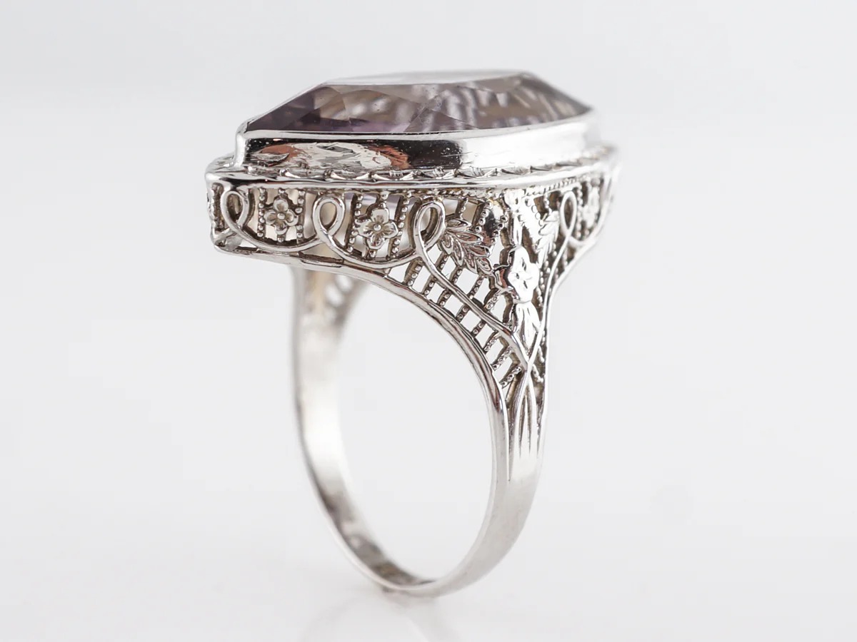 Vintage Solitaire Marquise Amethyst Ring in 14k - Image 4