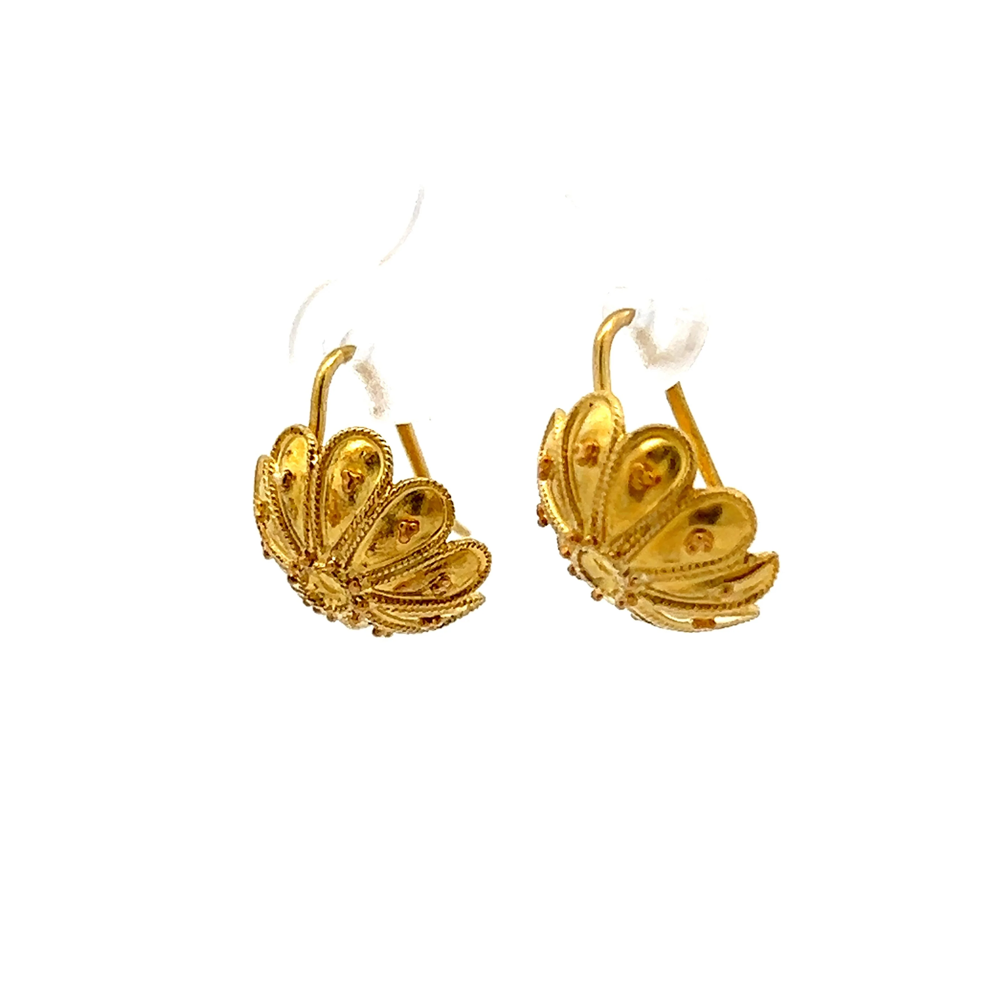 Vintage Victorian Floral Dome Earrings in 14k - Image 2