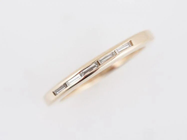 Vintage Wedding Band Mid-Century .25 Baguette Cut Diamonds in 14k Yellow Gold - Image 4