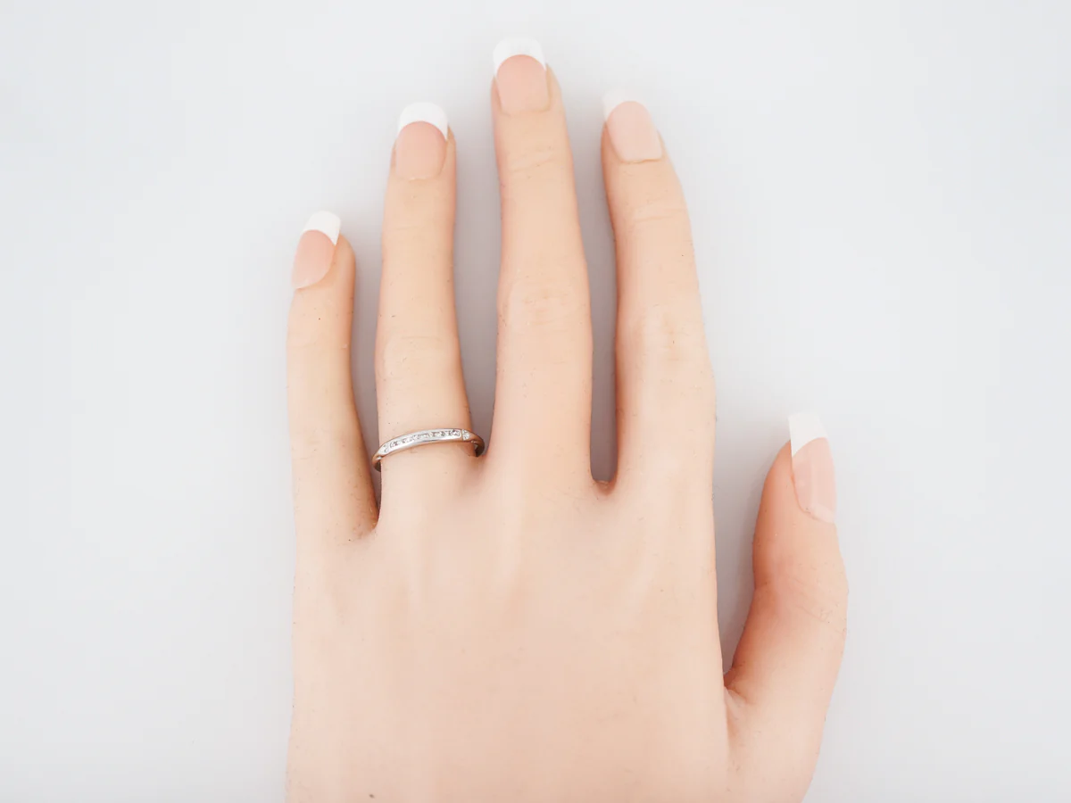 Vintage Wedding Band Mid-Century .09 Single Cut Diamonds in Platinum - Image 7
