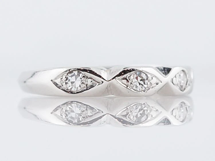 Vintage Wedding Band Mid-Century .25 Single Cut Diamonds in Platinum - Image 2