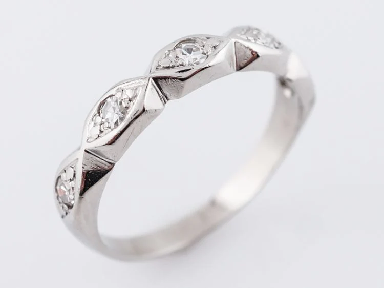 Vintage Wedding Band Mid-Century .25 Single Cut Diamonds in Platinum - Image 5