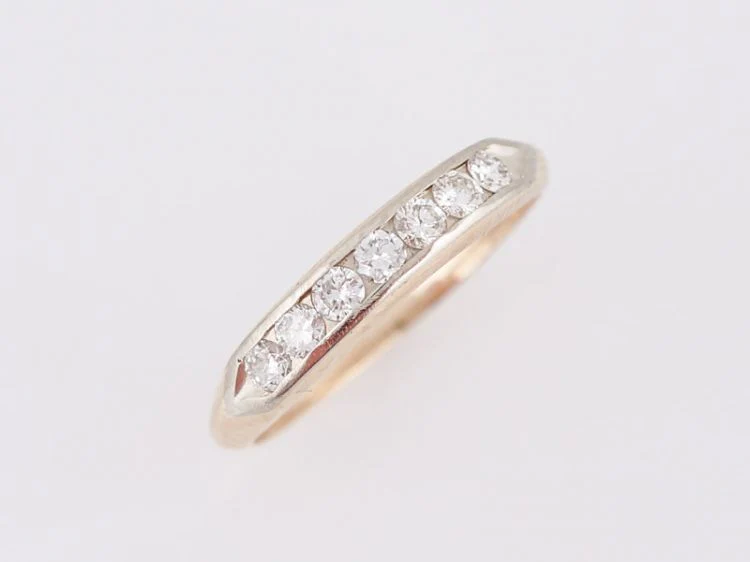 Vintage Wedding Band Mid-Century .35 Round Brilliant Cut Diamonds in 14k Yellow Gold - Image 4
