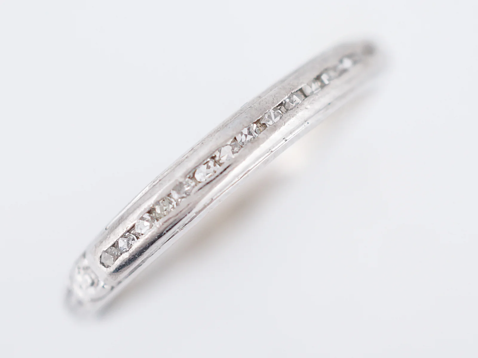 Vintage Wedding Band Retro .08 Single Cut Diamonds in 14k White Gold - Image 4
