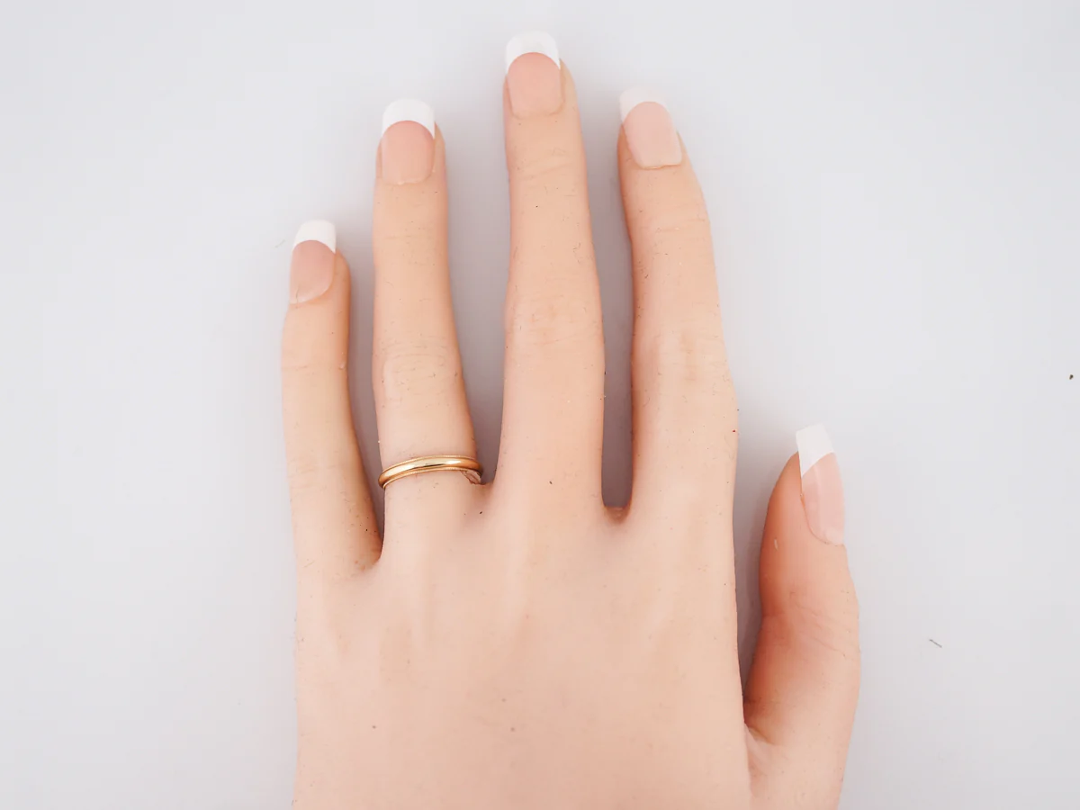 Wedding Band Modern in 14k Yellow Gold - Image 3