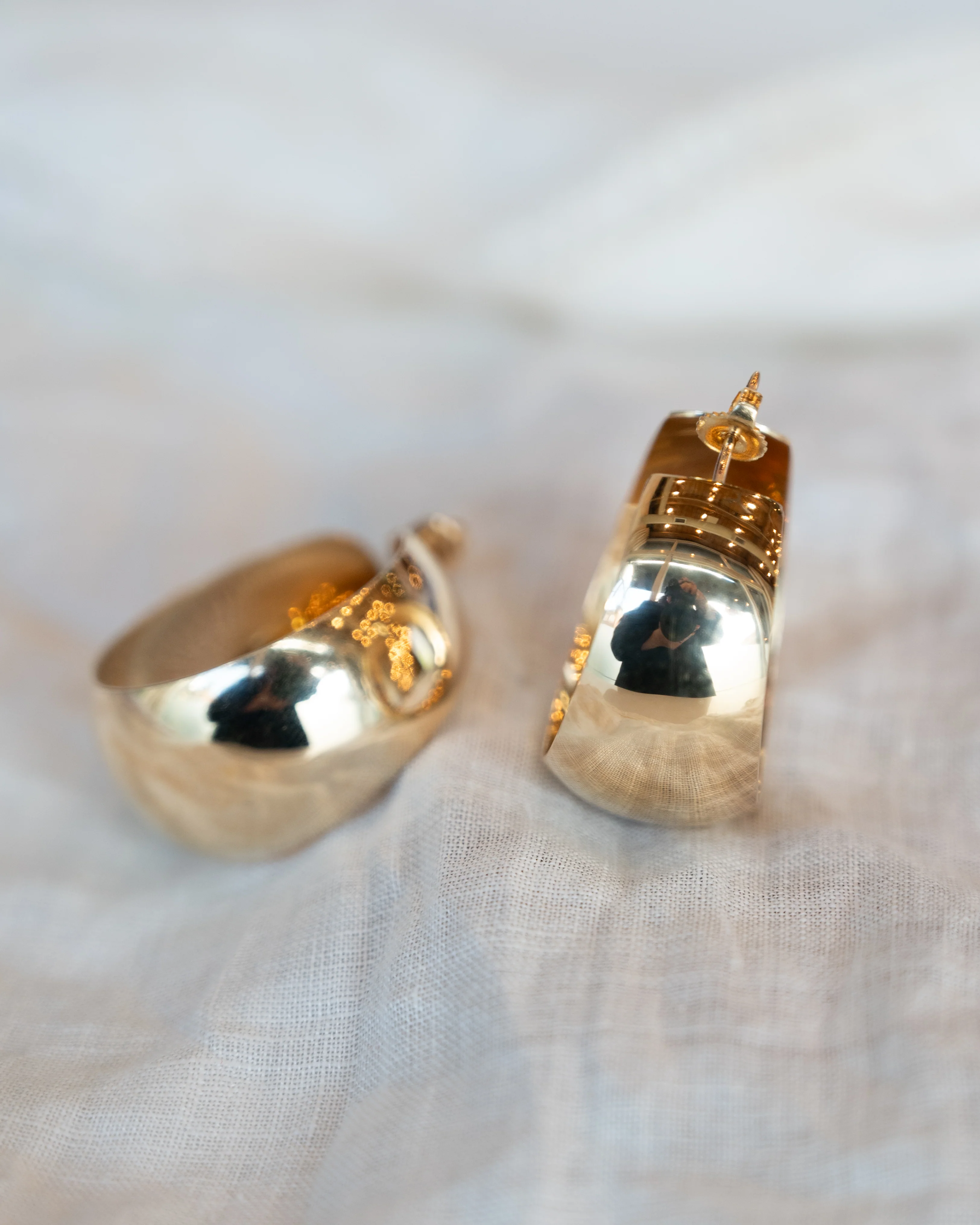 Wide Tapered Hoop Earrings 14k Yellow Gold - Image 5