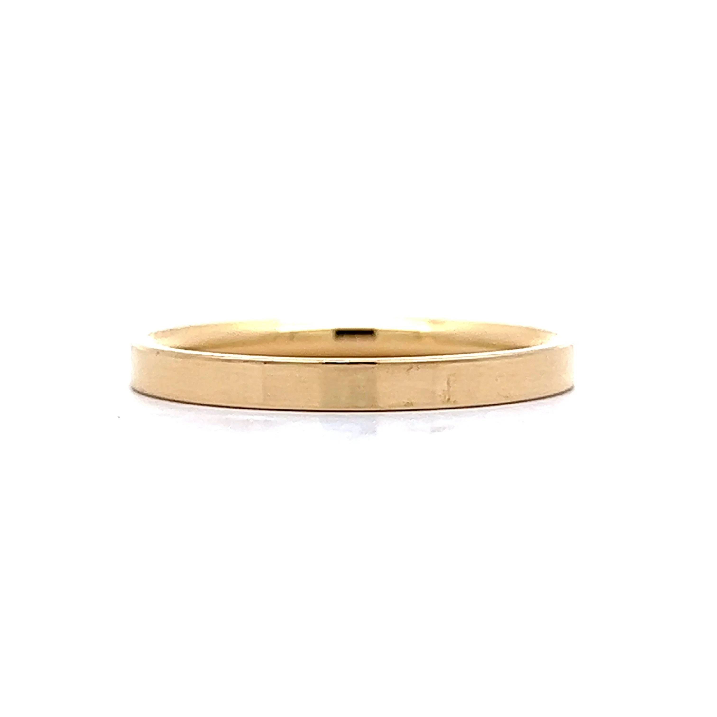 Simple Classic Wedding Band in 18k Yellow Gold - Image 2