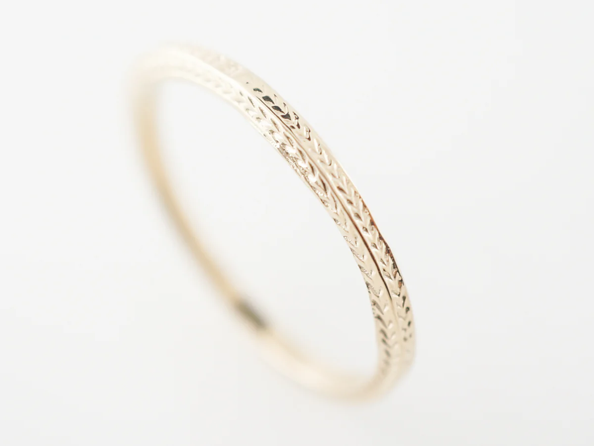Yellow Gold Wedding Band w/ Chevron Pattern - Image 4